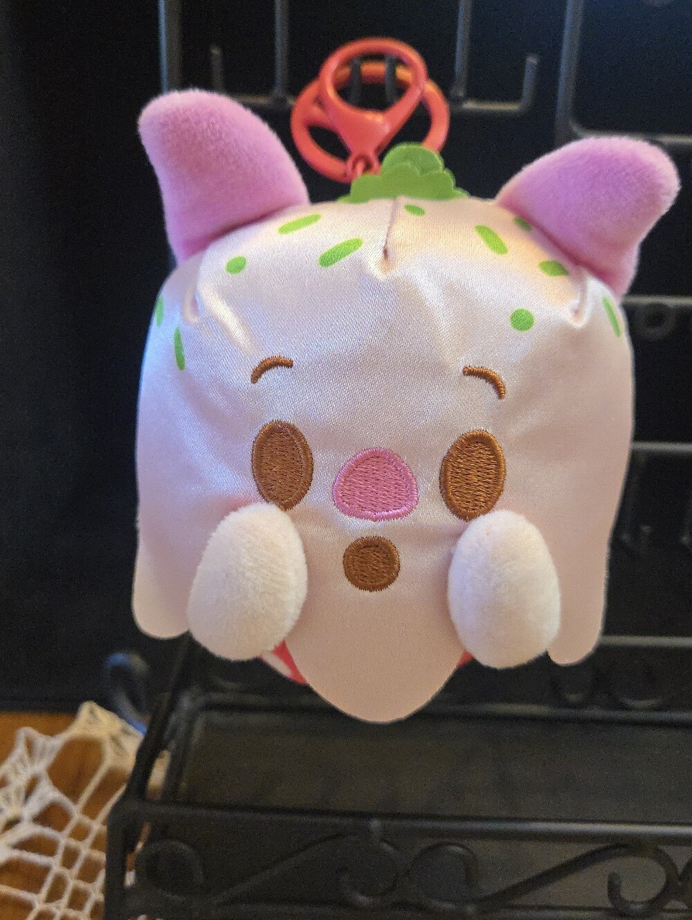 Disney Munchlings Terrifying Treats Piglet Strawberry Ghost Plush Keychain